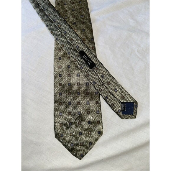 PERSONALITY Men's 100% Silk Necktie Tie Beige/Gold Geometric Barneys New York - Picture 11 of 11